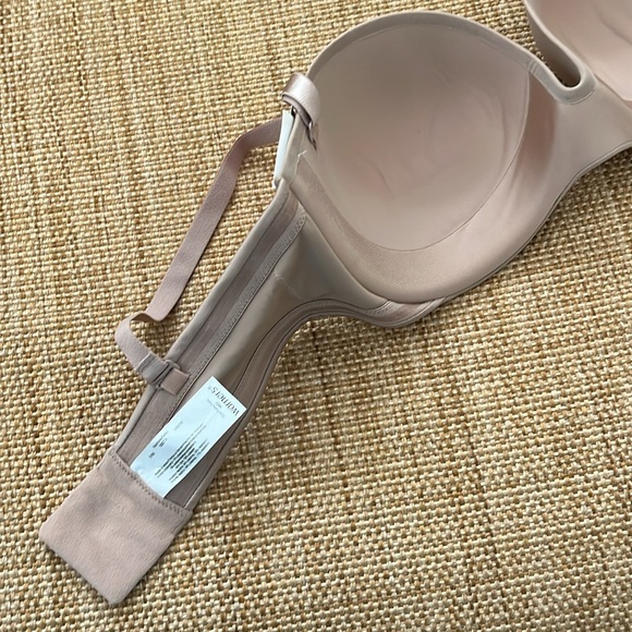 Warners This Is Not A Bra Collection NWT Sizes 38C and 36D - Picture 8 of 10